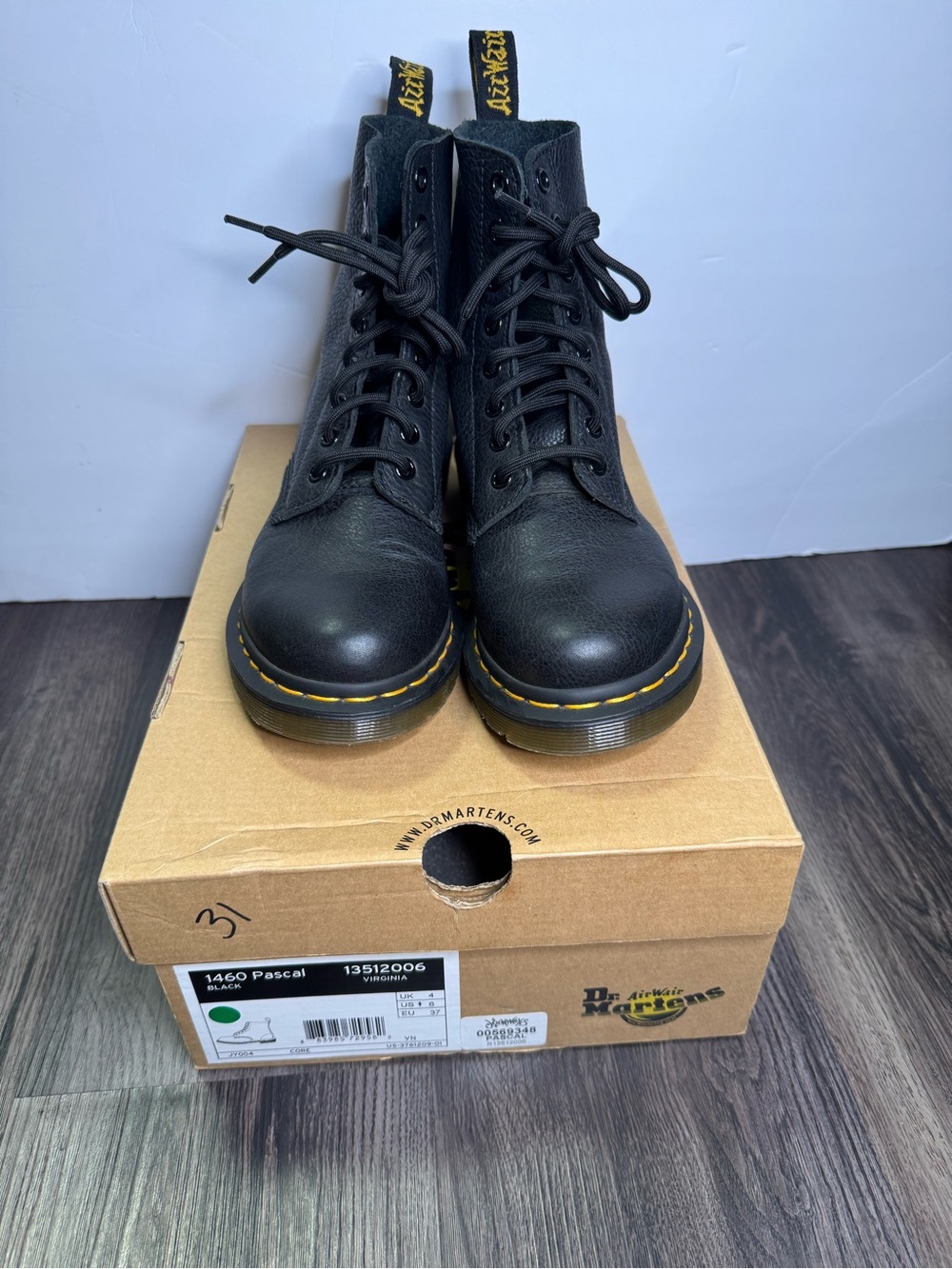 Dr Martens 1460 Pascal Virginia Boots Womens 6 Black Leather 8 Eye Combat